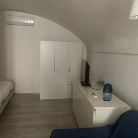 Apartmán Monolocale Piano Terra Morola Trani